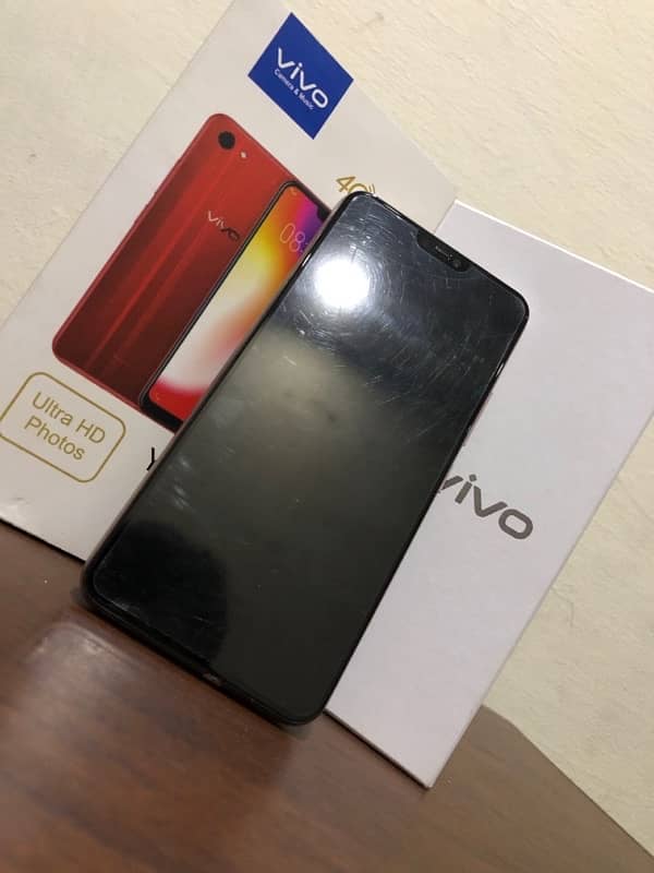 ViVO Y85  4/64 2