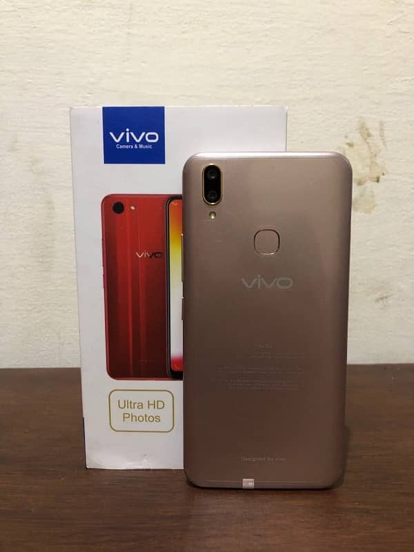 ViVO Y85  4/64 9