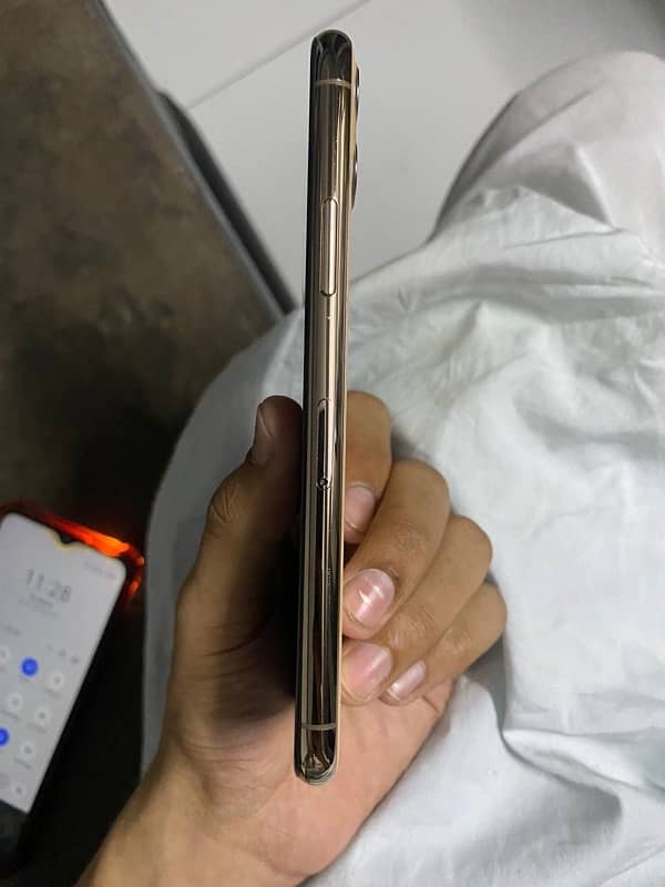 iphone 11 pro fu 5