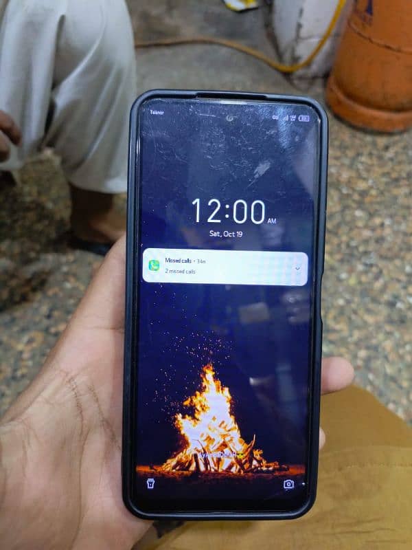 Infinix hot 12 8