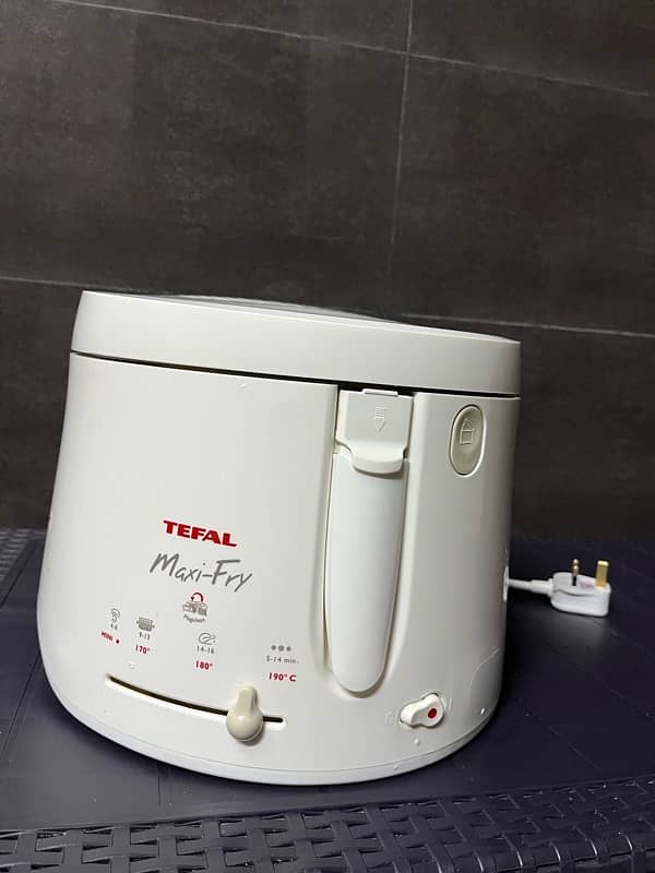 new box pack deep fryer of saudi arabia. 0