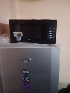 Haier Microwave oven