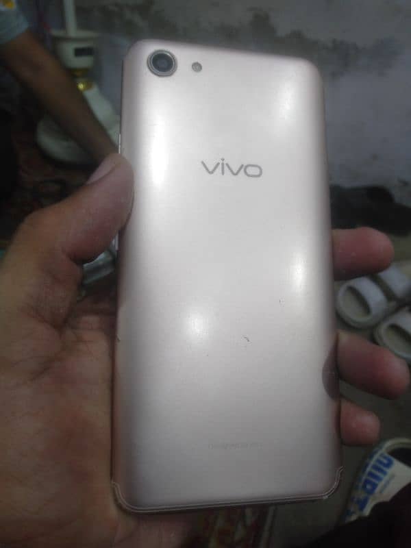 vivo y81 1