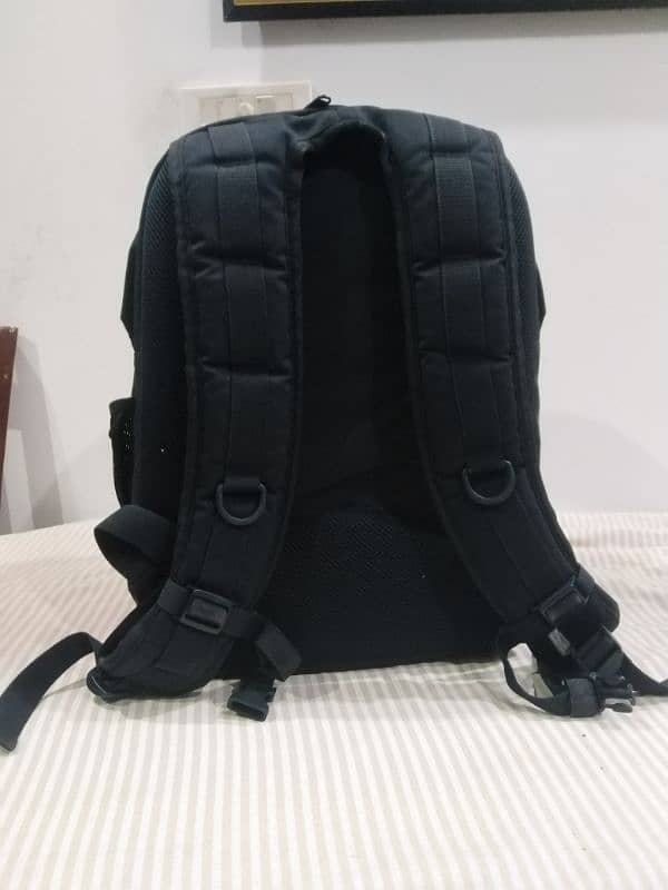 URGENT SALE CAMERA BAG 4