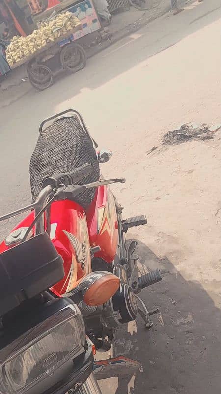 Honda 125 good condition 8