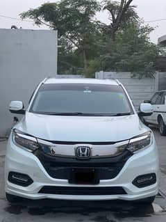 Honda Vezel 2014 pearl white 2019 Islamabad reg