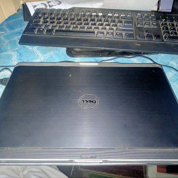 Leptop Core I7 2nd Generation 0