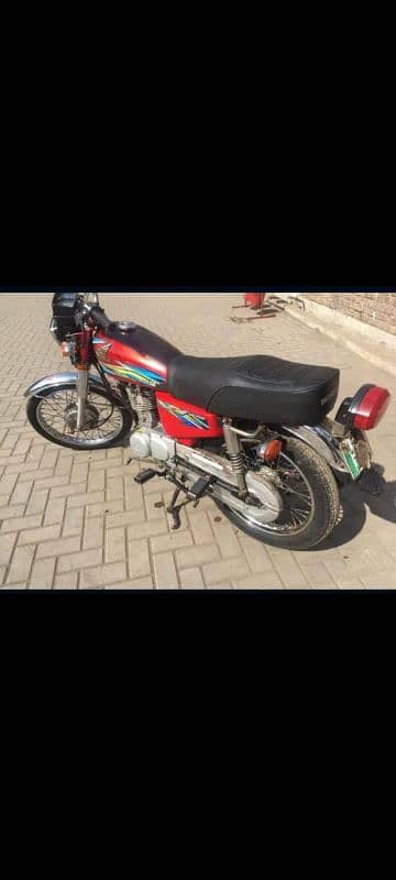 honda 125 2018 model full original very good condition OK just buy use 2