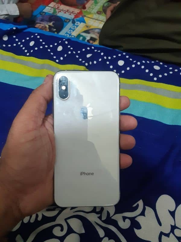 am sale for Iphone x s whaite colour 64 gb 1