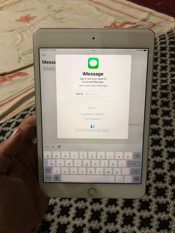 iPad mini 4  64GB best condition best for games 6