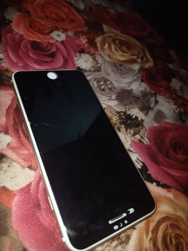 Iphone 6S+ B. H 100% 10/8 Condition Pta Proved fingers not work 3