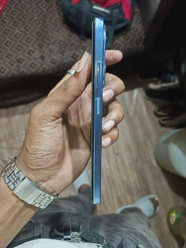 Infinix hot 40i 8+8 128. All ok 13