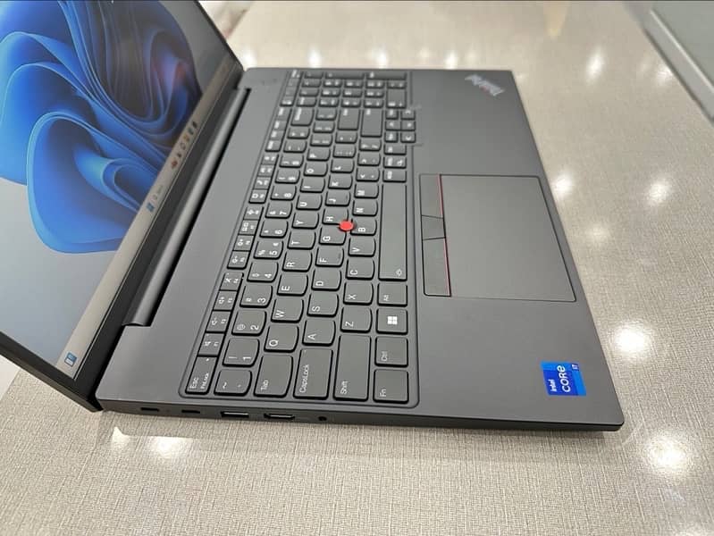 Lenovo E16 intel core i7 13th Gen Ram 8gb Ssd 512gb Open Box Condition 4