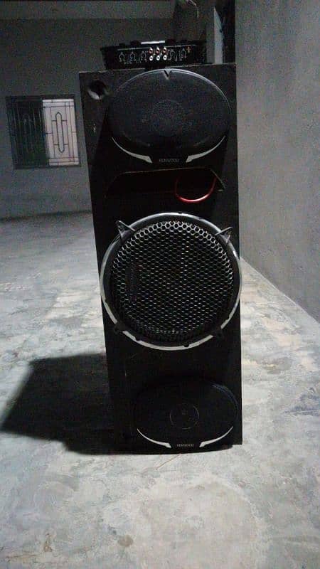 woofer amp and speakers 4