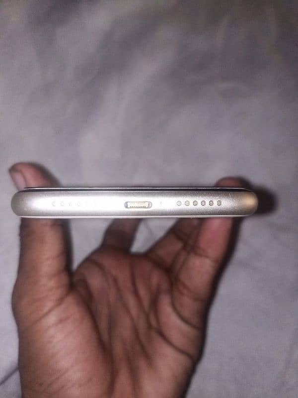 iphone 11 for sale 4