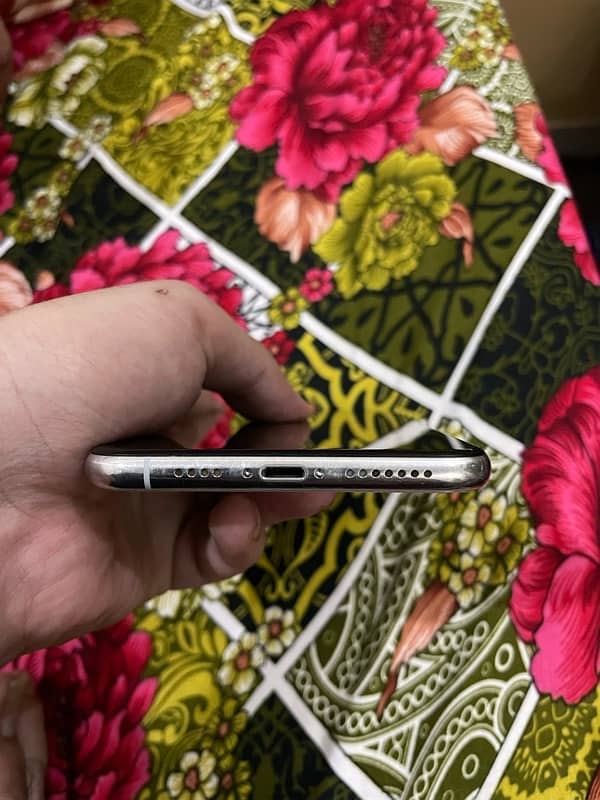 Iphone XS Max Non PTA jv 5