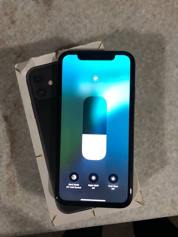 iphone 11  non pta factory unlock 128gb 03035203203 2