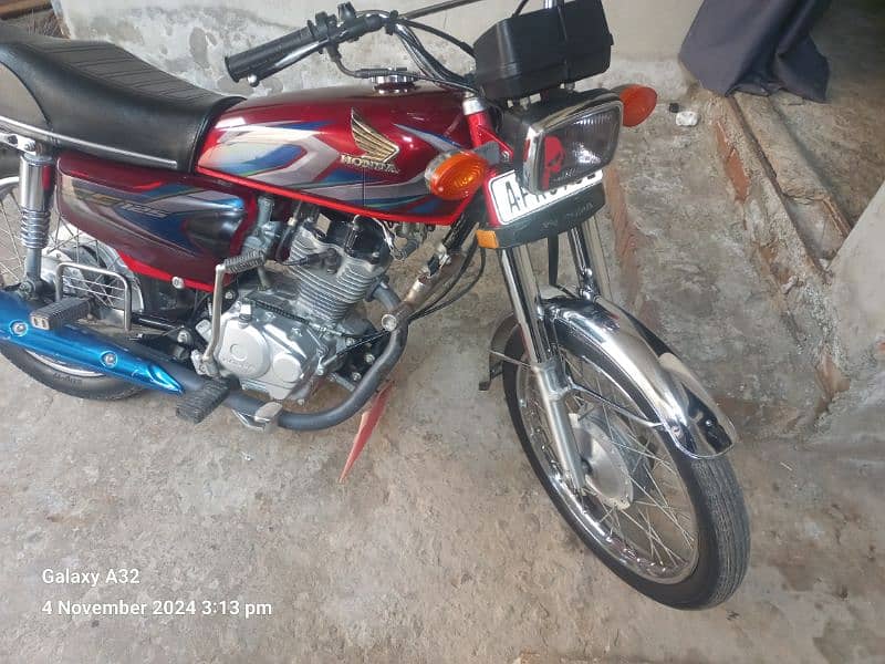 Honda 125 urgent Sale 2022 model lush condition 2