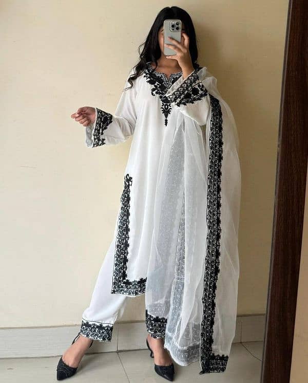 Women's Stitched Embroidered Organza Suit In White 3 Pieces Set 0