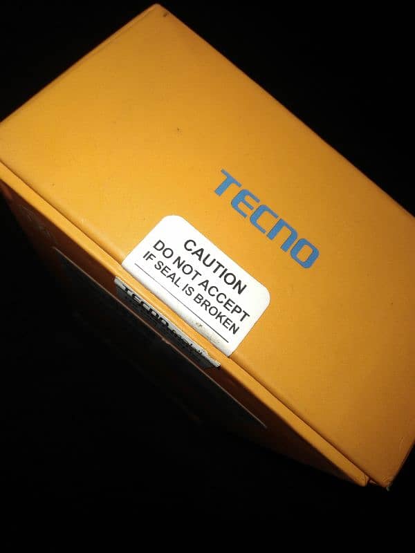 Tecno spark 4 Ka original Box ha With all documents. . . only box 1