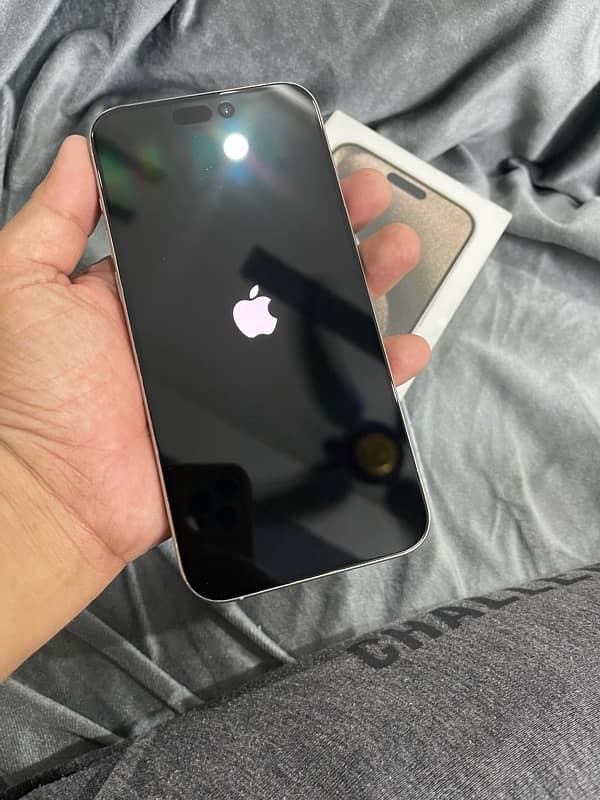 iPhone 15 Pro Max 256GB 100% Health 4