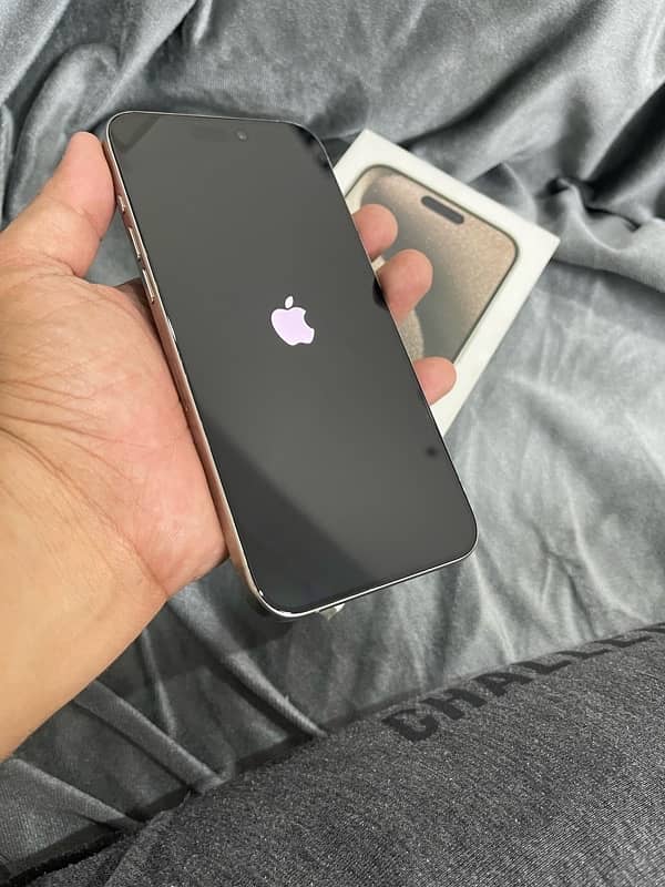 iPhone 15 Pro Max 256GB 100% Health 5