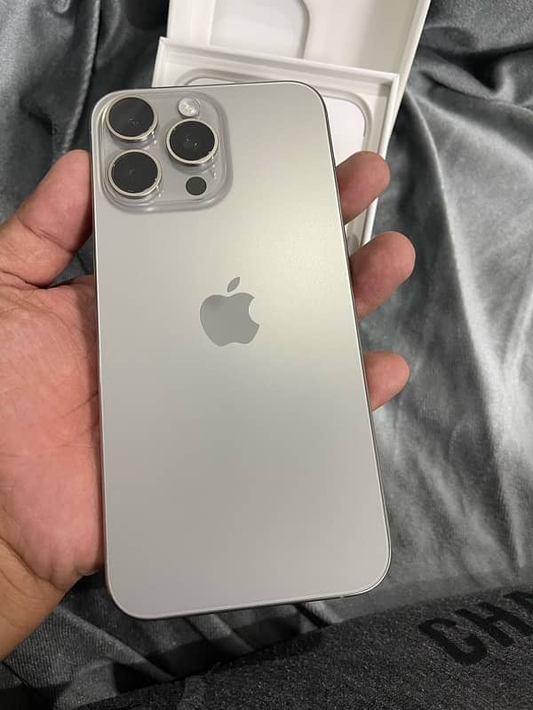 iPhone 15 Pro Max 256GB 100% Health 13