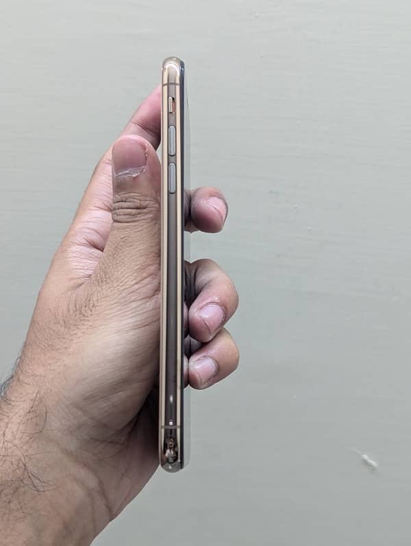 Iphone XS 64GB Dual Sim PTA 4