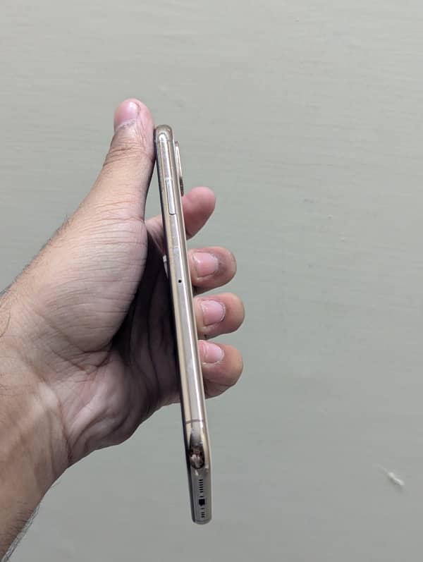 Iphone XS 64GB Dual Sim PTA 5