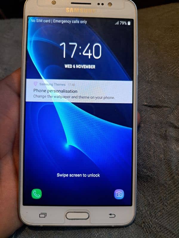 SAMSUNG J7 (2016) 0