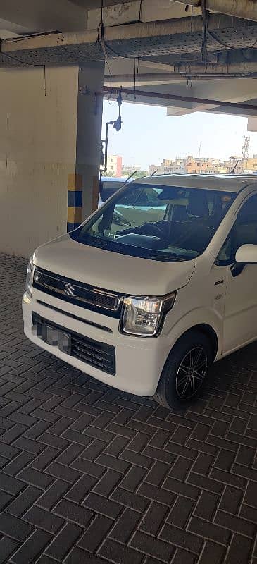 Suzuki Wagon R 2017 1