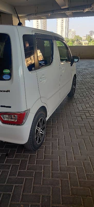 Suzuki Wagon R 2017 3