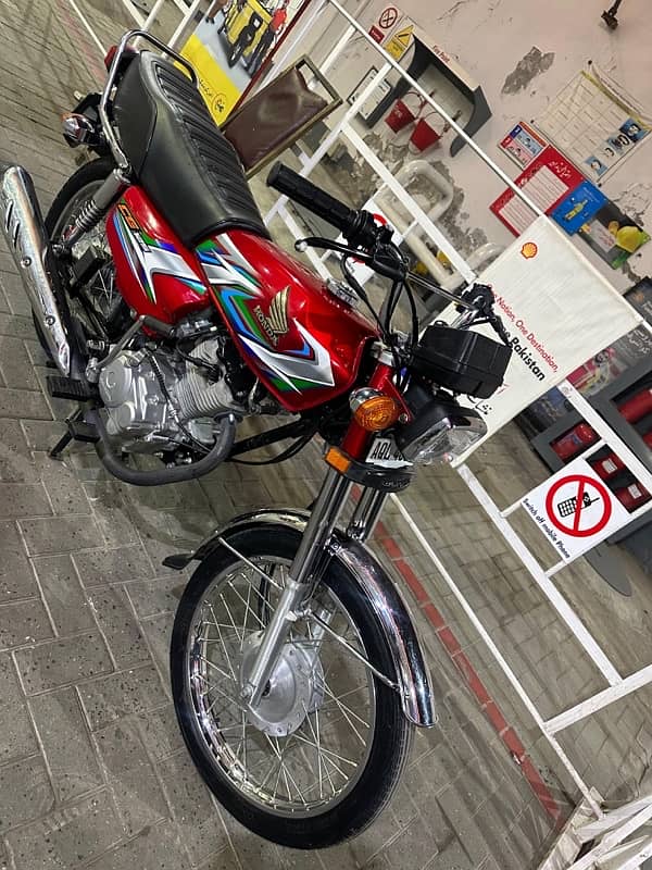 HONDA 125 mint condition 2