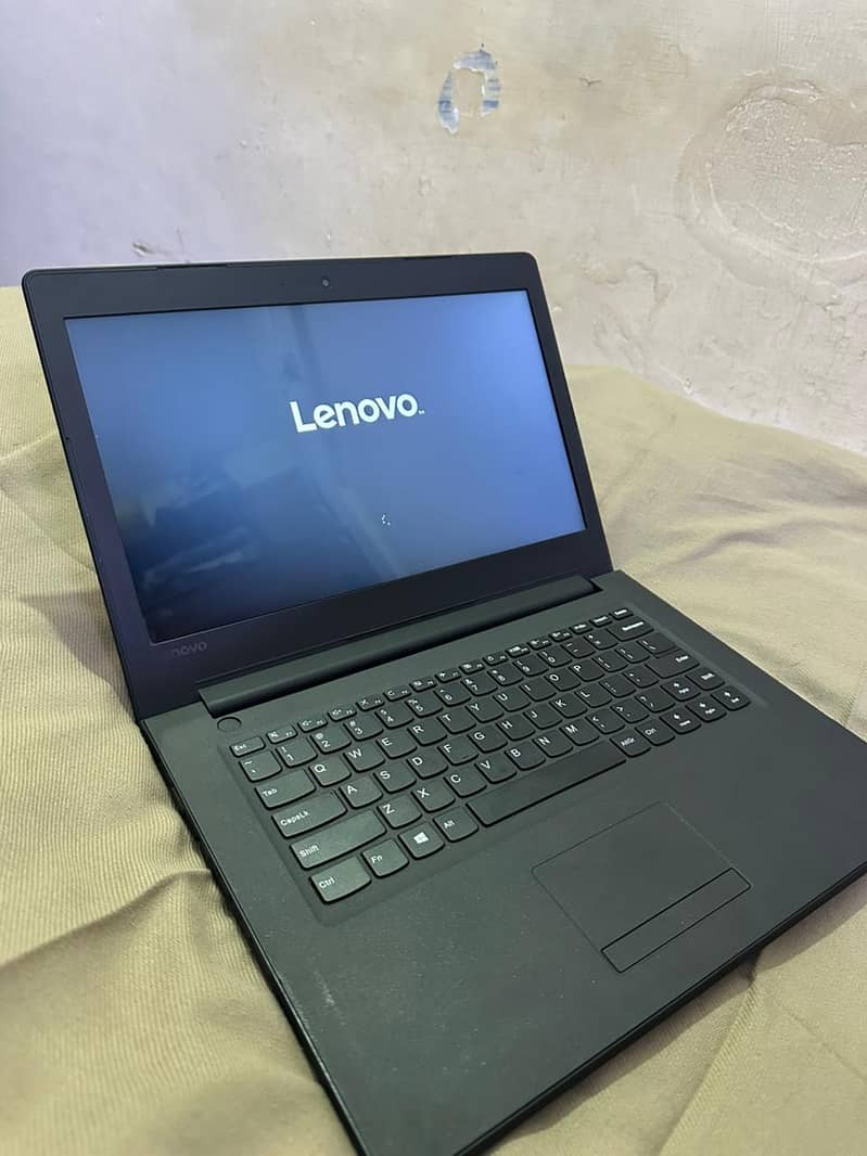 Laptop lenovo 4