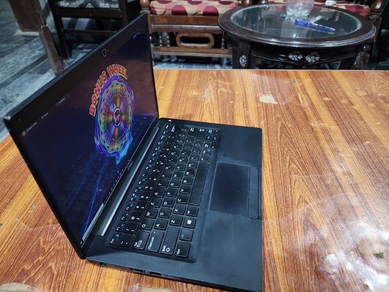 Core i5 8th gen Dell Latitude 7390 3