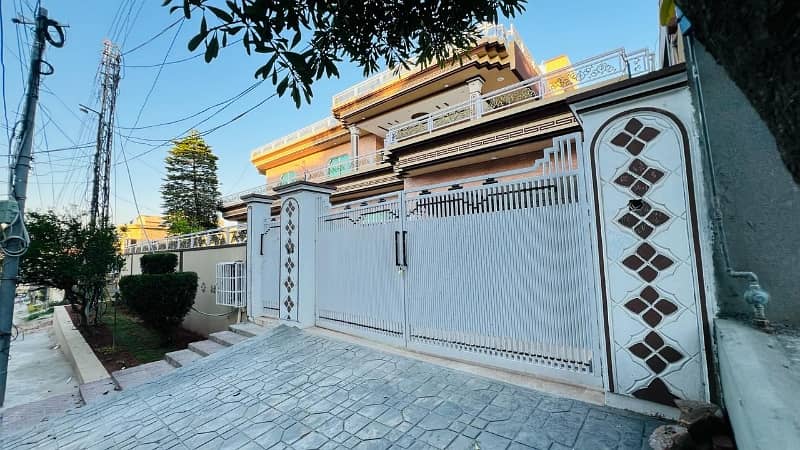 1 Kanal Double Storey Double Unit House Available For Sale In Gulshan Abad 0