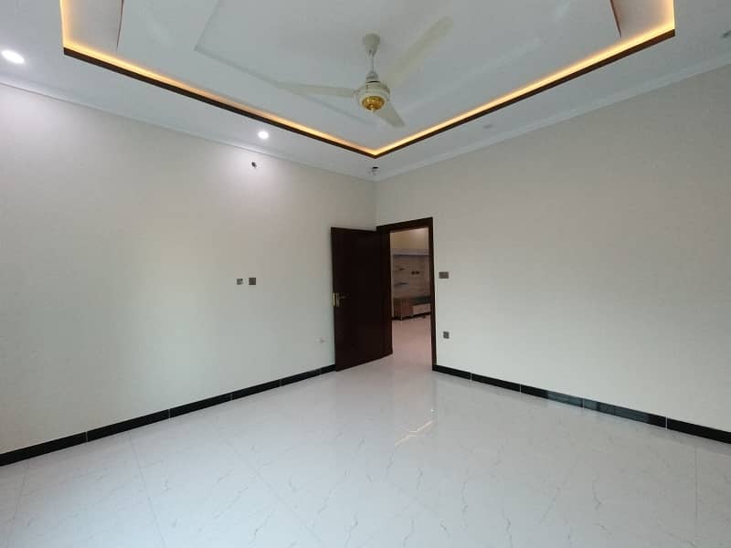 Main Double Road In Gulshan Abad Sector 2 House For Sale Sized 11 Marla 16