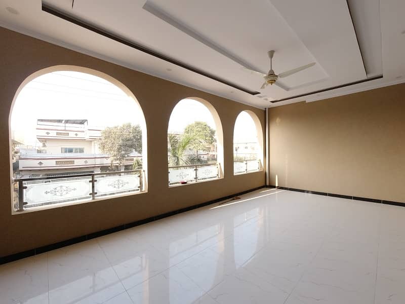 Main Double Road In Gulshan Abad Sector 2 House For Sale Sized 11 Marla 27