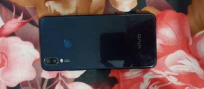 vivo y11 3/32gb