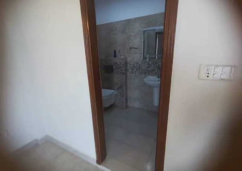 G-11/4 PHA D-Type Fully Renovated Flat For Sale 5