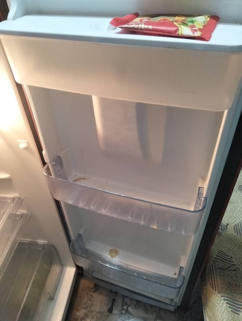 Dawlance imported fridge 3