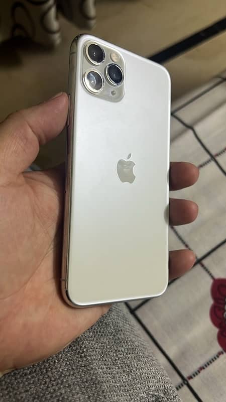 iPhone 11 Pro 0