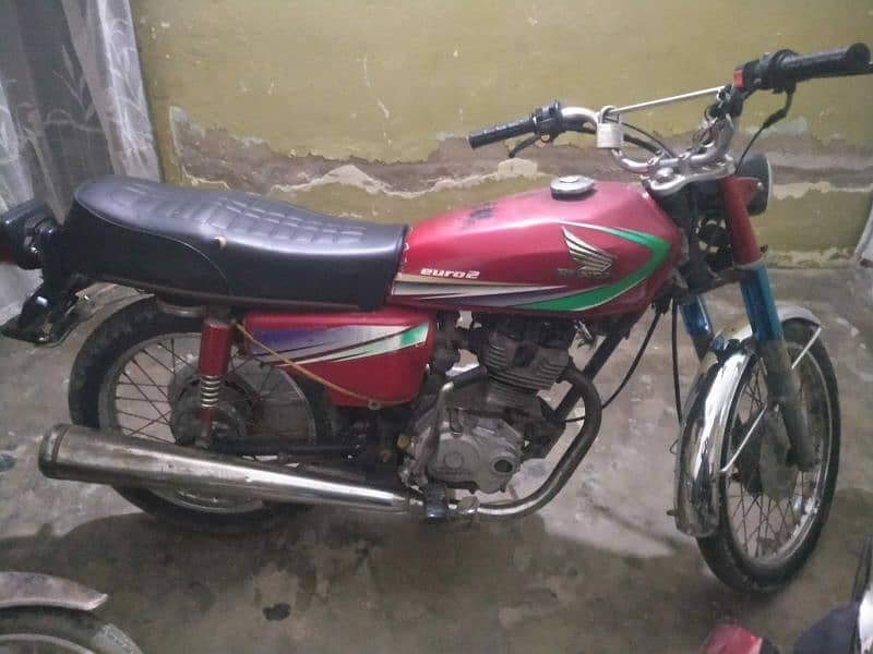 Honda 125 2013 sahiwal number 5