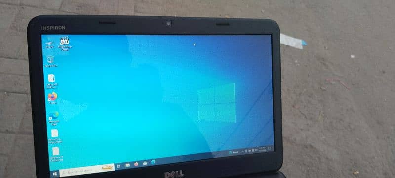 Dell laptop 10/10 condition Ha 2