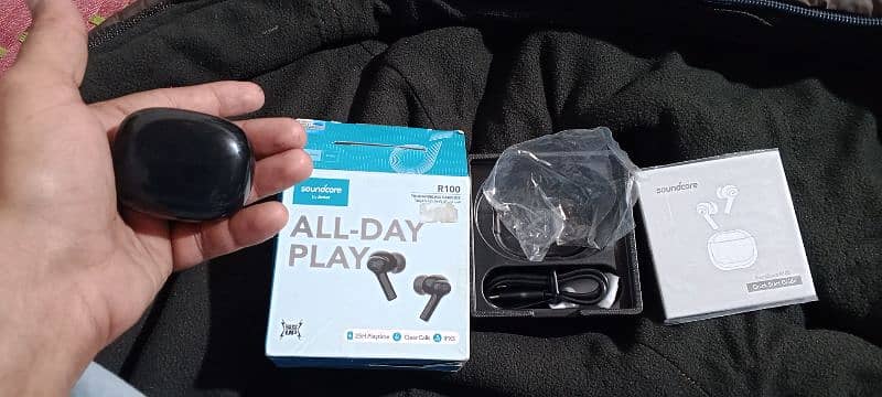 anker R100 airbuds 0