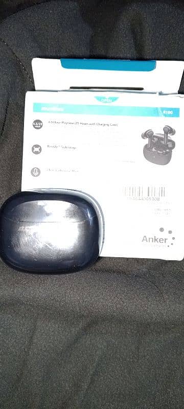 anker R100 airbuds 4