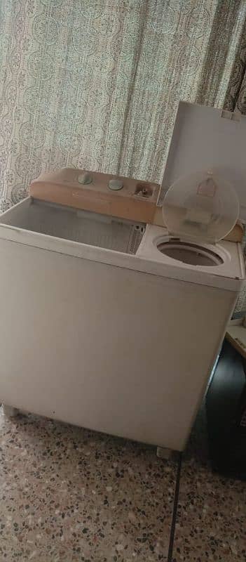 Semi Automatic Twin Tub Dawlence DW5200 1