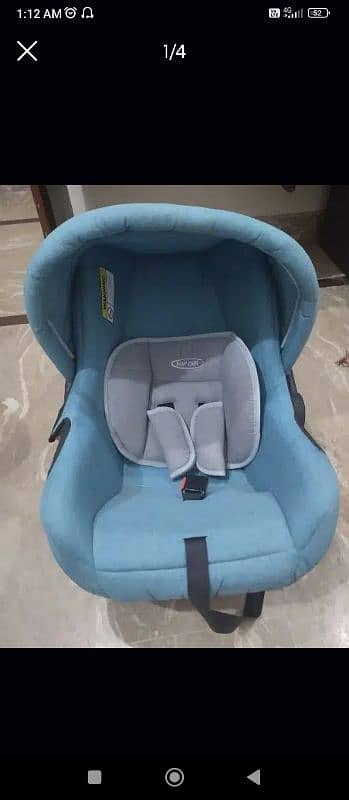 Baby Care Carry Cot and Car Seat 2