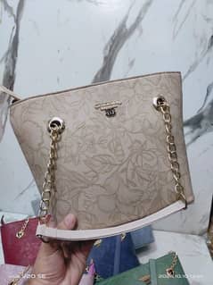 new woman handbag with 20% off