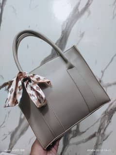 New handbag with 20% off